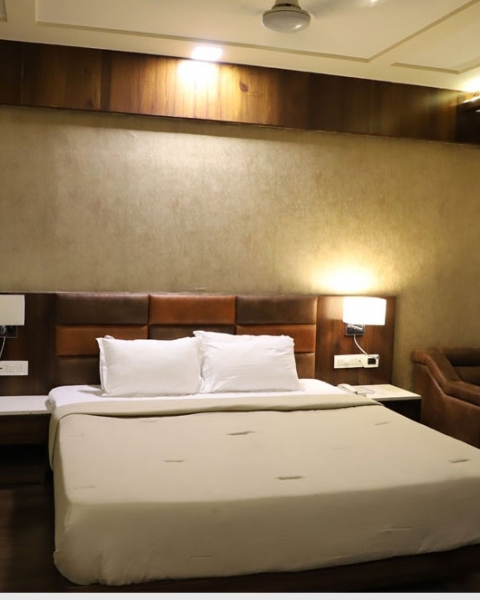 EXECUTIVE ROOM by hotel keshwaras jamnagar